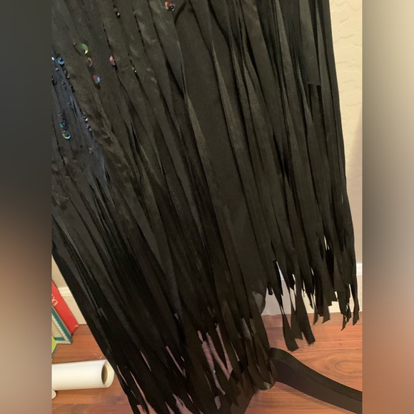 Hong Ni black sequined fringed cocktail dress, v-neck. New w/tags. Beautiful. - Picture 13 of 14